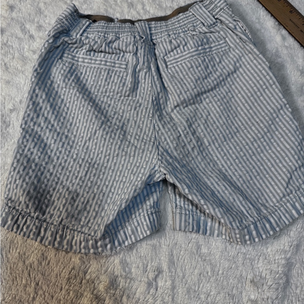 Gymboree striped seersucker pants. Worn a few times. In great condition 18-24 m